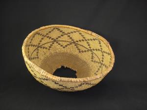 A Pit River Hopper basket